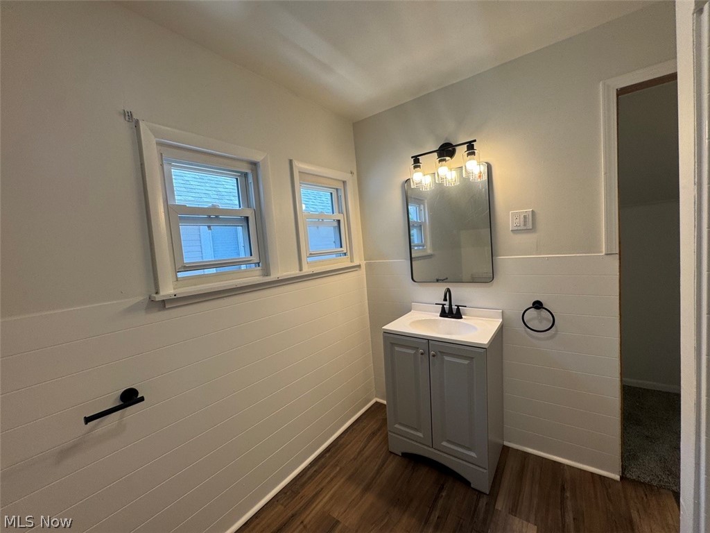 1638 W 6th Street Property Photo 25