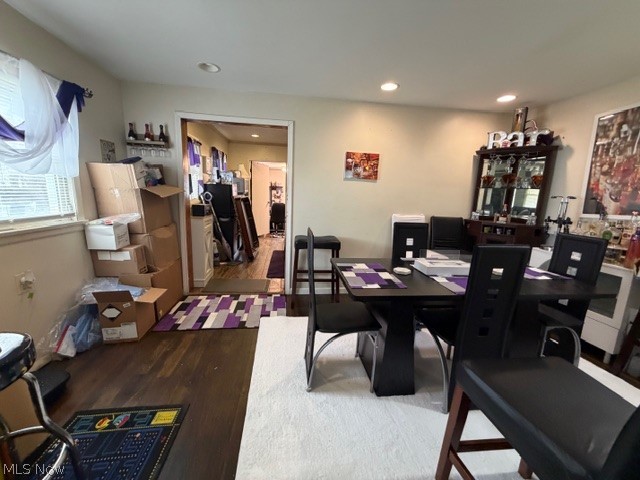 1464 E 250th Street E Property Photo 25