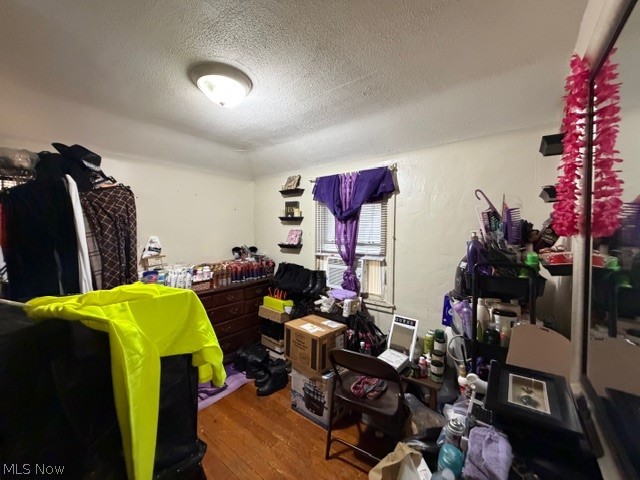 1464 E 250th Street E Property Photo 30