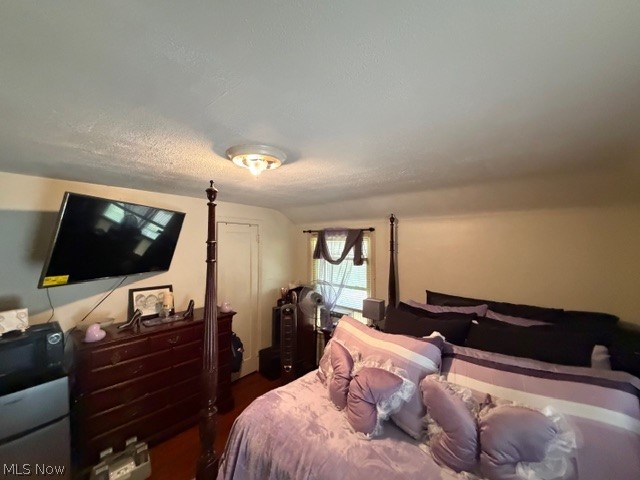 1464 E 250th Street E Property Photo 32