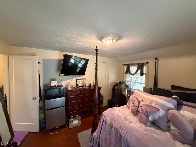 1464 E 250th Street E Property Photo 33