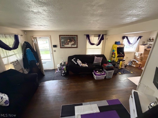 1464 E 250th Street E Property Photo 34