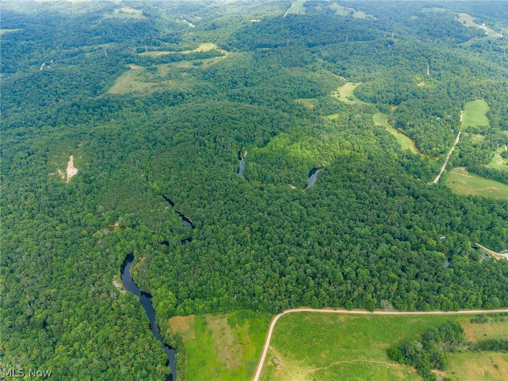 Peaker Run Road Property Photo 1