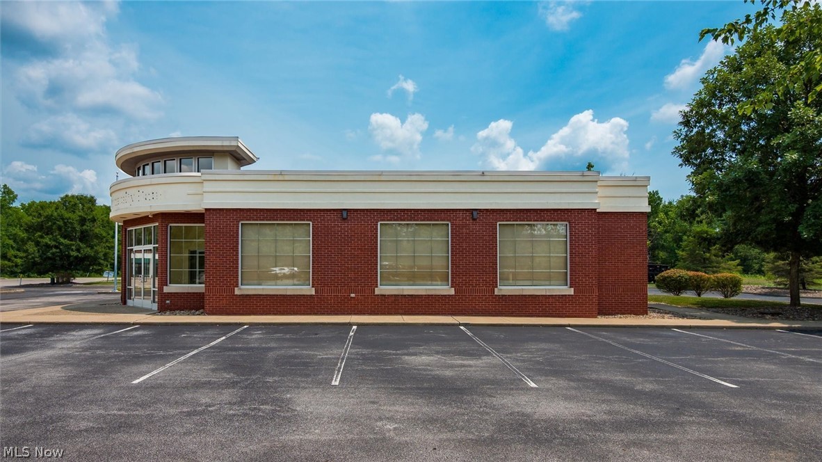 61246 Southgate Road Property Photo 3