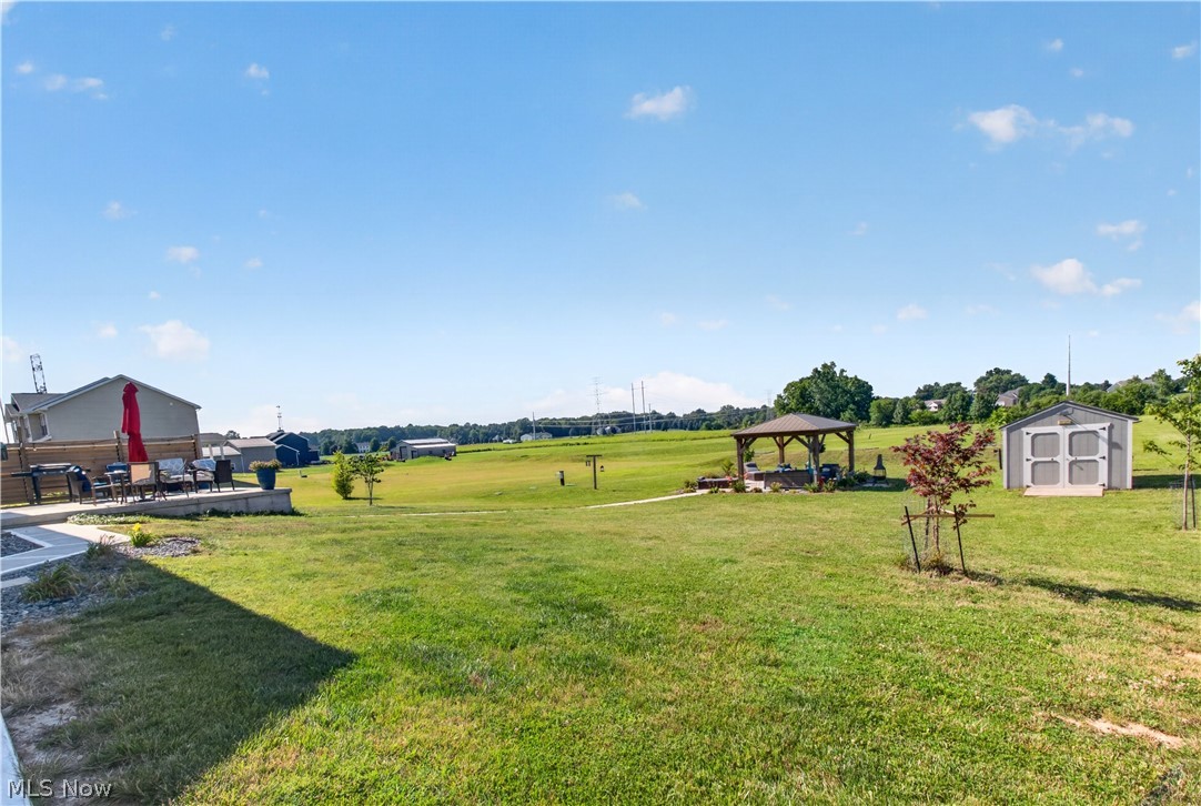 48600 Middle Ridge Road Property Photo 15