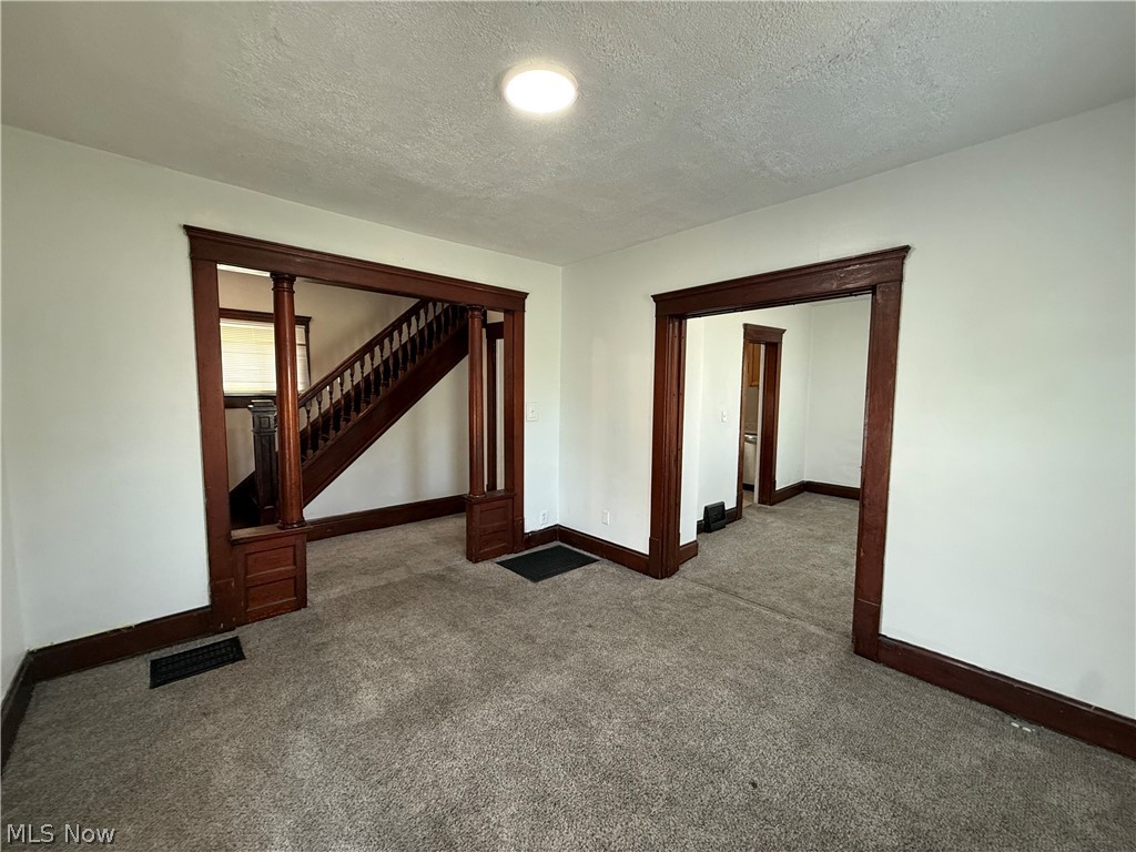 42 Paris Avenue Property Photo 6