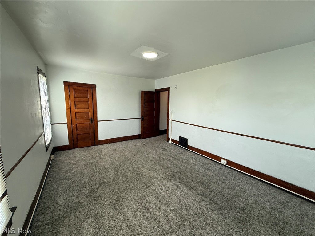 42 Paris Avenue Property Photo 13