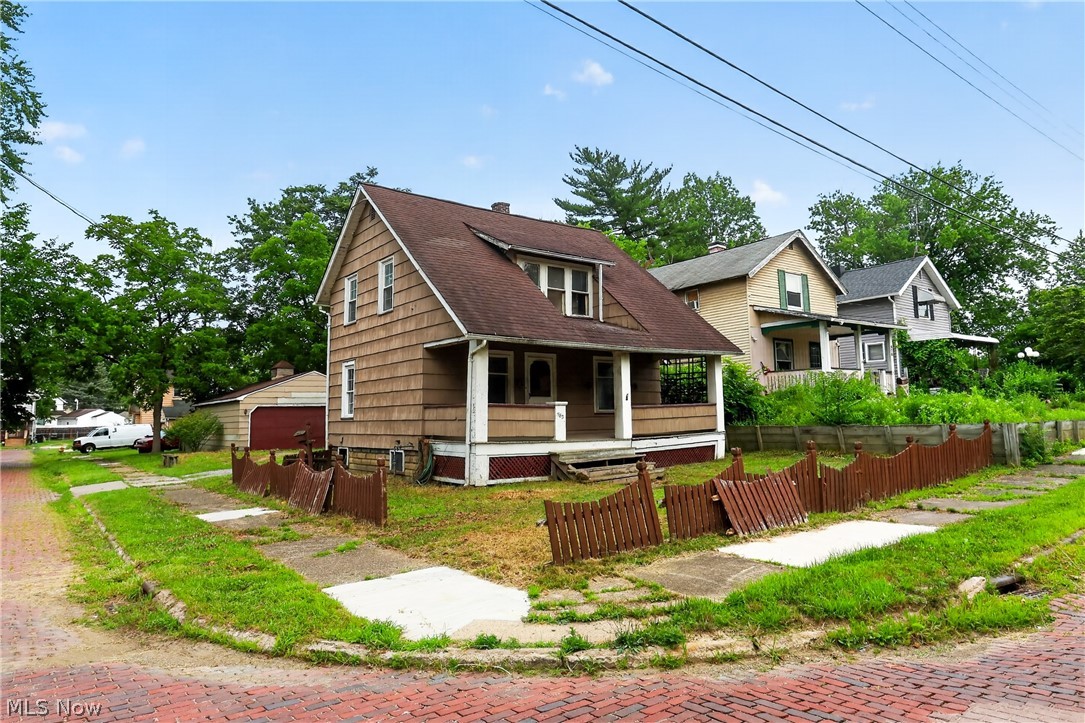 583 Hillsdale Drive Nw Property Photo 17