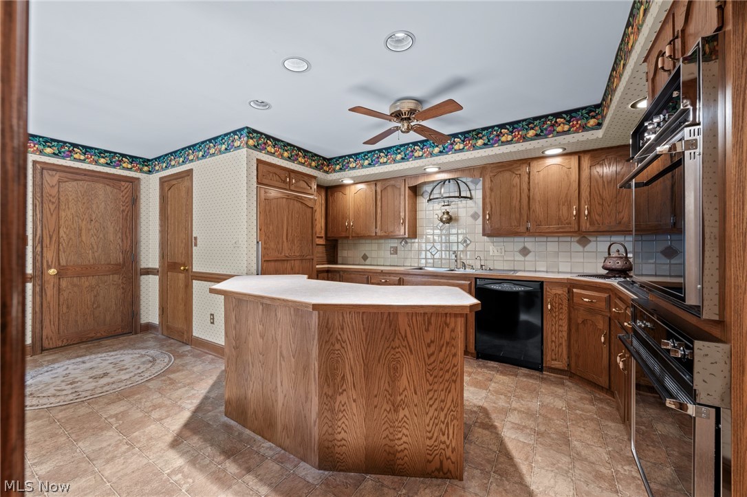 53 Hudson Common Drive Property Photo 15