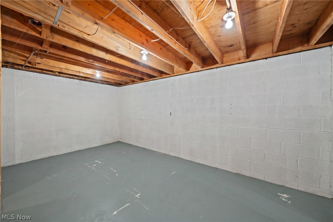 53 Hudson Common Drive Property Photo 40