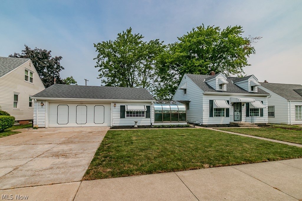 29127 Forestgrove Road Property Photo 3
