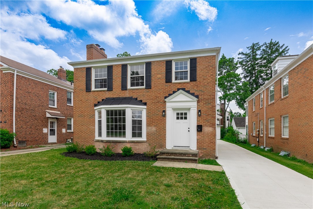 17606 Chagrin Boulevard Property Photo 1