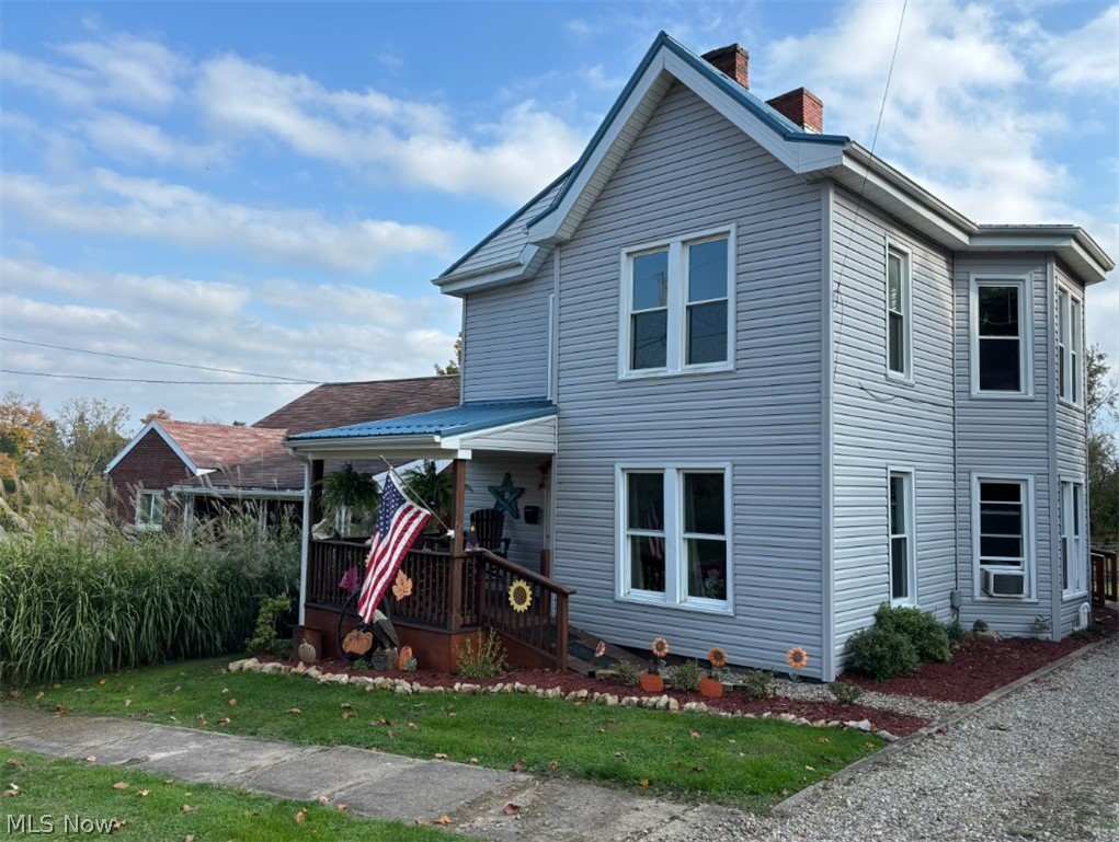 214 Charleston Street Property Photo 1