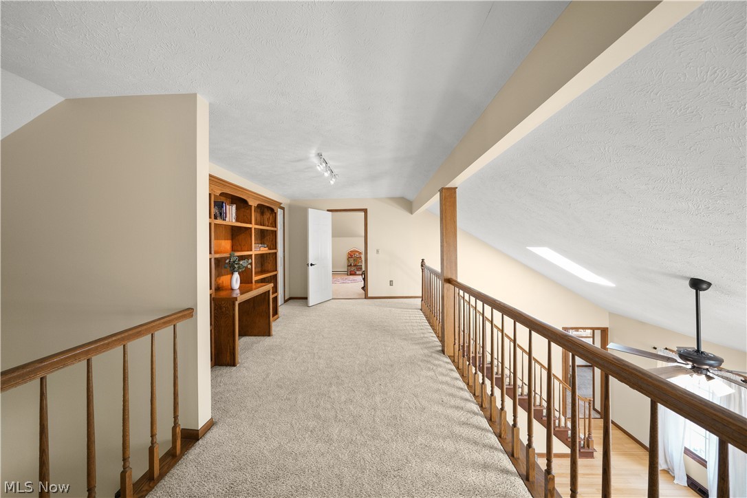 698 Deep Woods Drive Property Photo 16