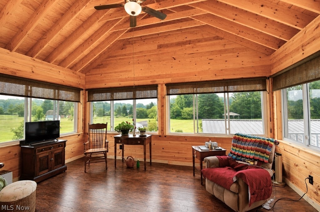 5566 River Road Property Photo 16