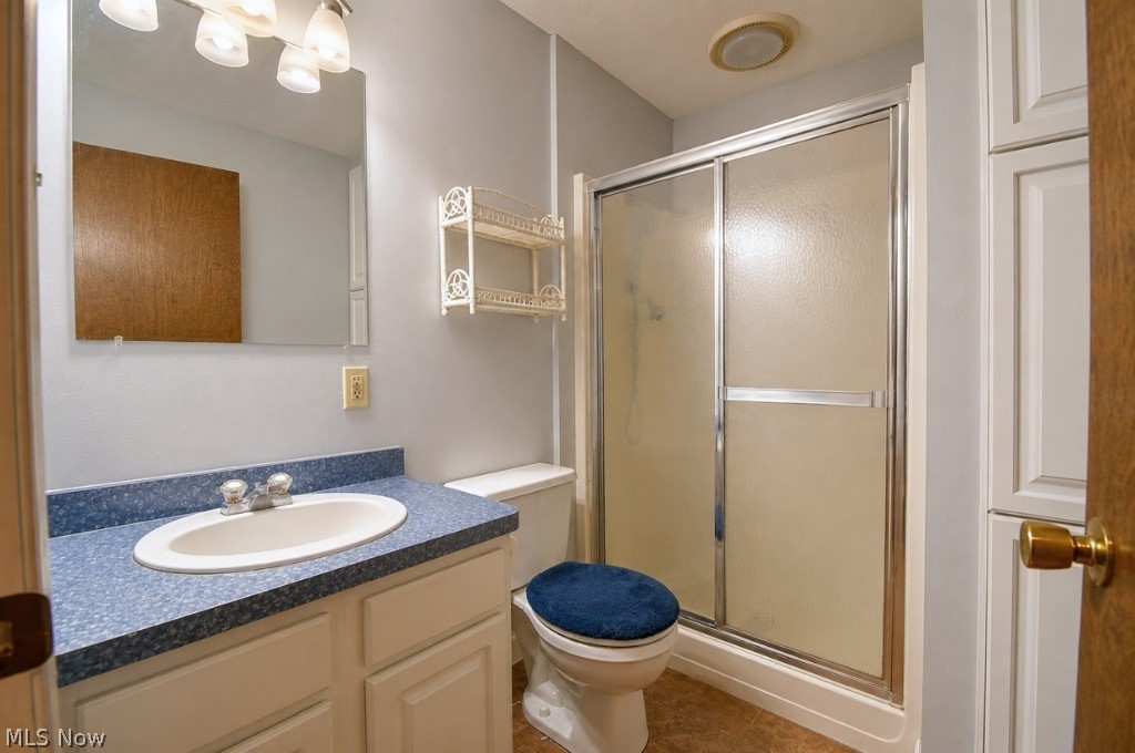 5566 River Road Property Photo 34