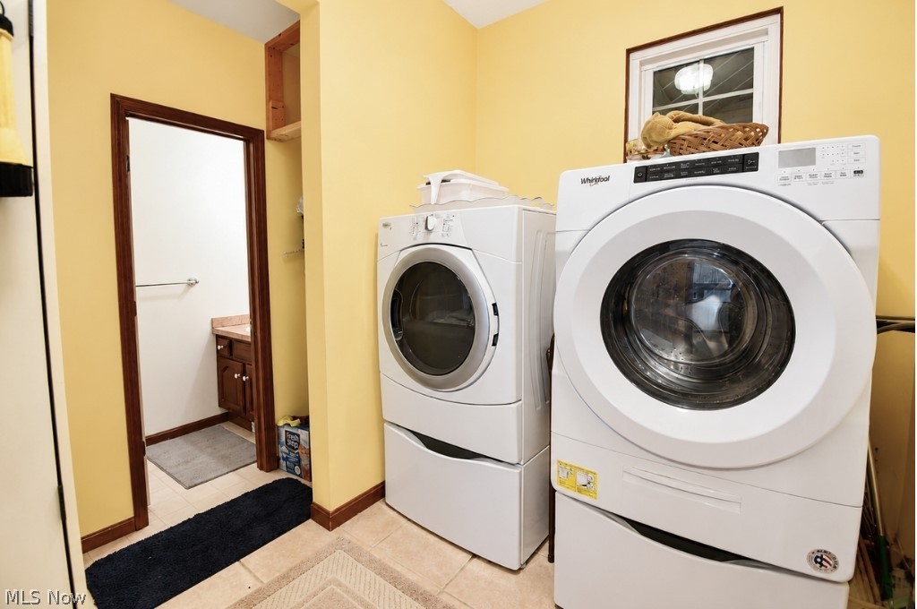 5566 River Road Property Photo 36