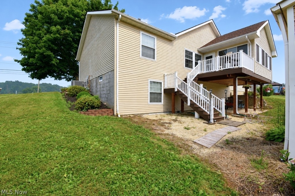 5566 River Road Property Photo 37