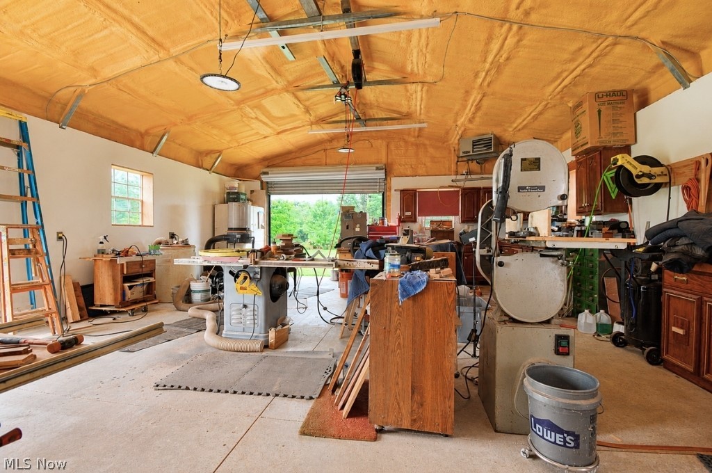 5566 River Road Property Photo 45