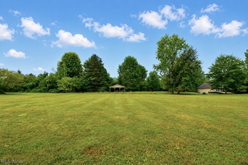 5566 River Road Property Photo 49