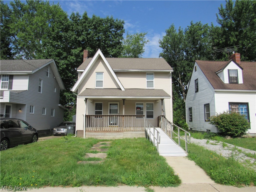 700 Glendora Avenue Property Photo 1