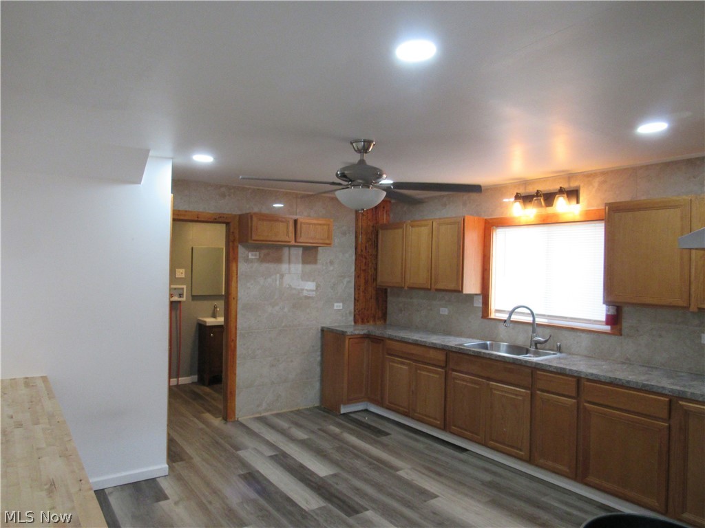700 Glendora Avenue Property Photo 5