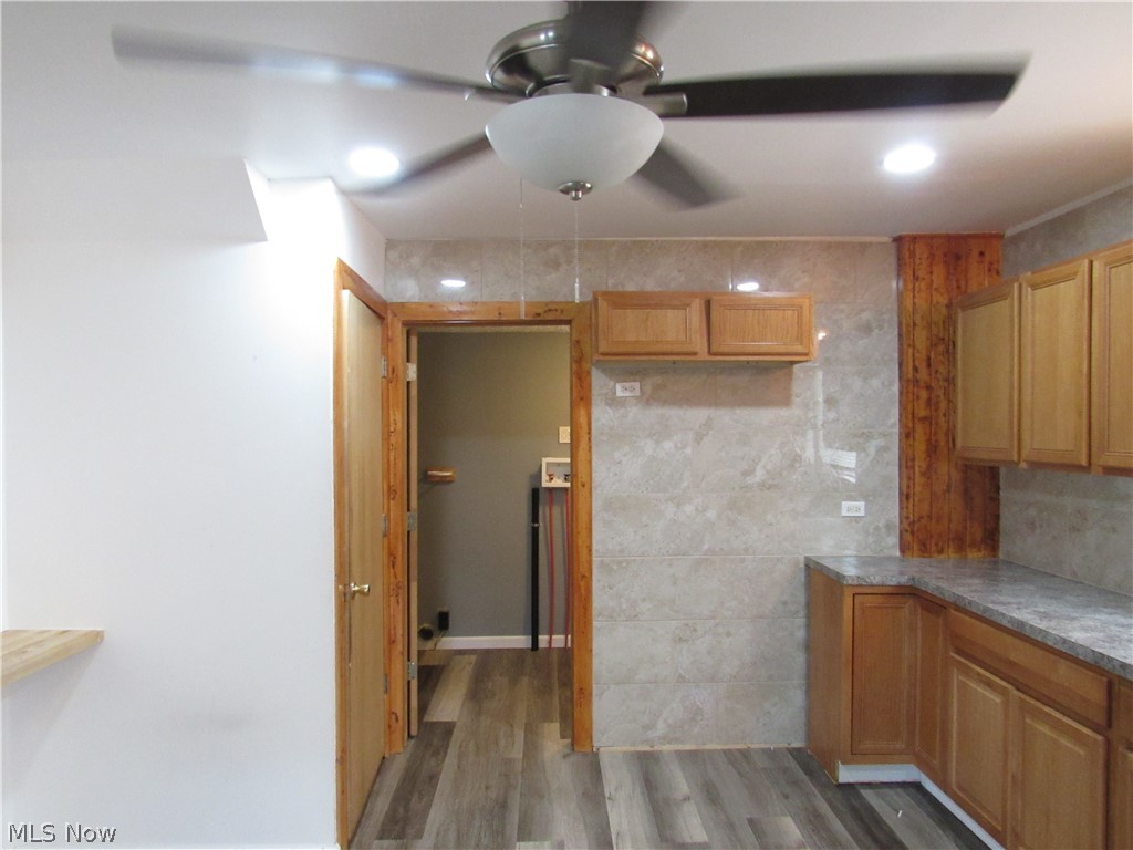 700 Glendora Avenue Property Photo 8