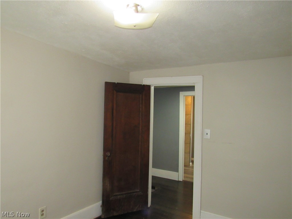 700 Glendora Avenue Property Photo 10