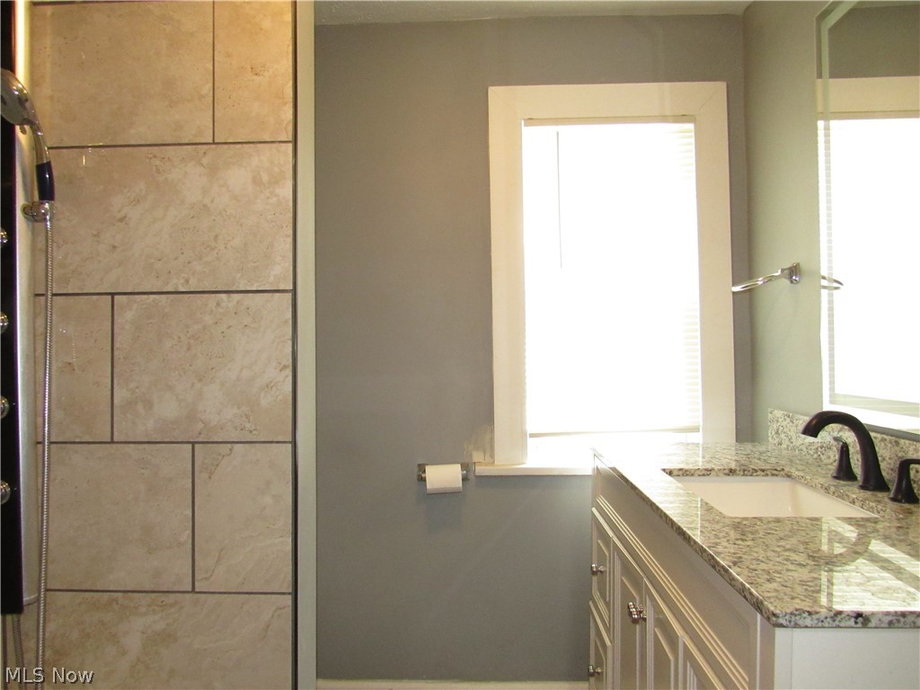 700 Glendora Avenue Property Photo 13