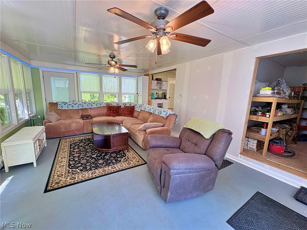 10677 Baumhart Road Property Photo 13