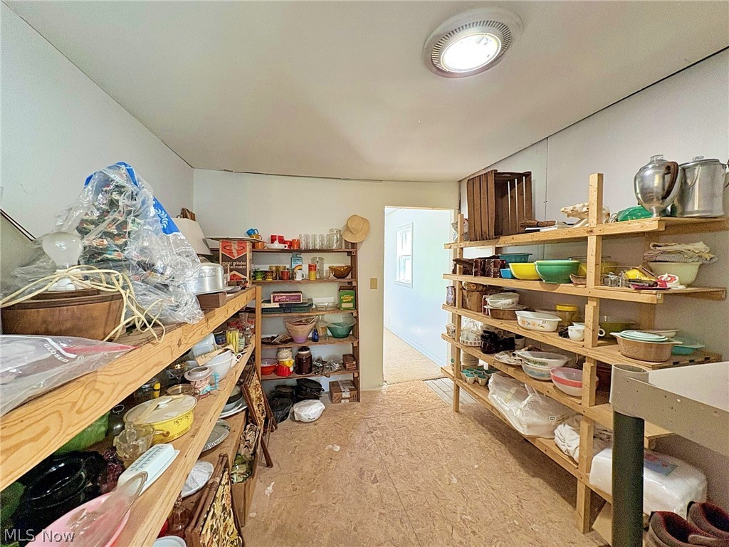10677 Baumhart Road Property Photo 14
