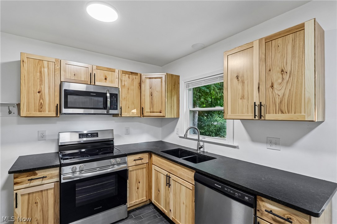 2920 Copley Road Property Photo 23