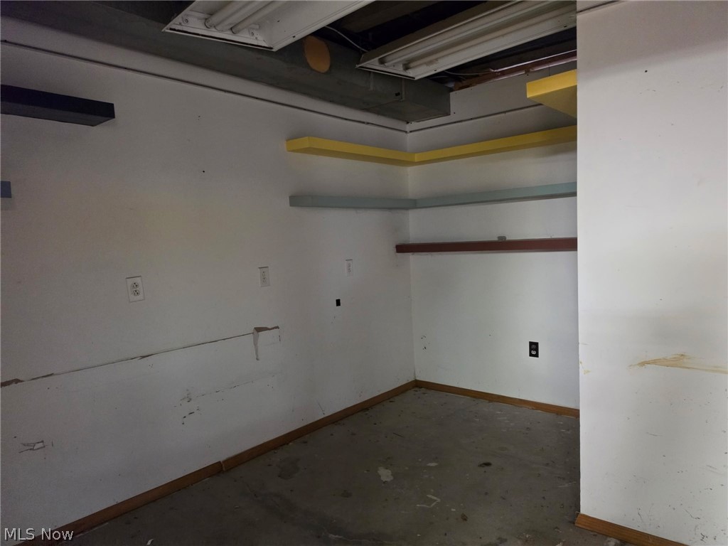 4317 Sunset Boulevard Property Photo 3