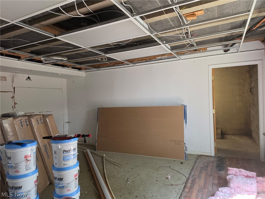 4317 Sunset Boulevard Property Photo 15