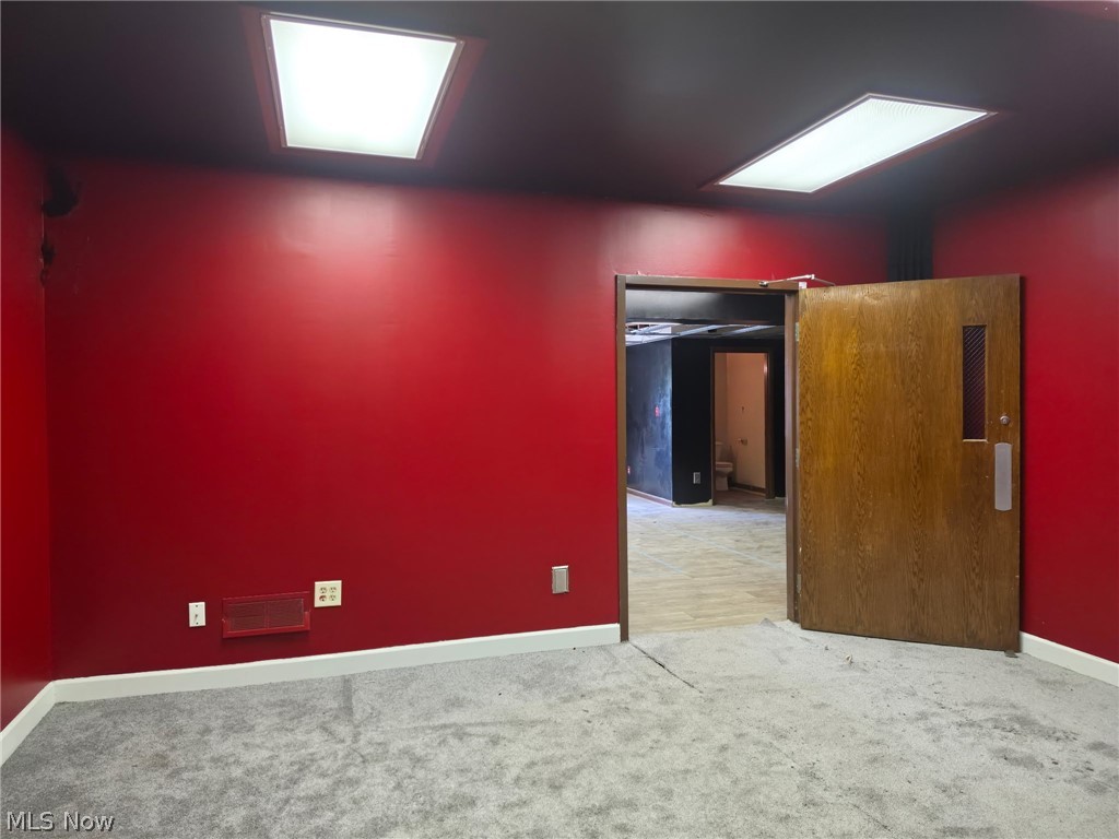 4317 Sunset Boulevard Property Photo 16