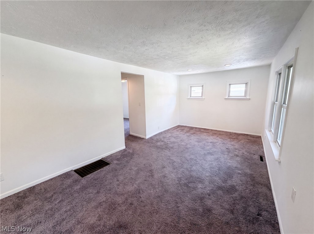 736 Bettes Avenue Property Photo 6