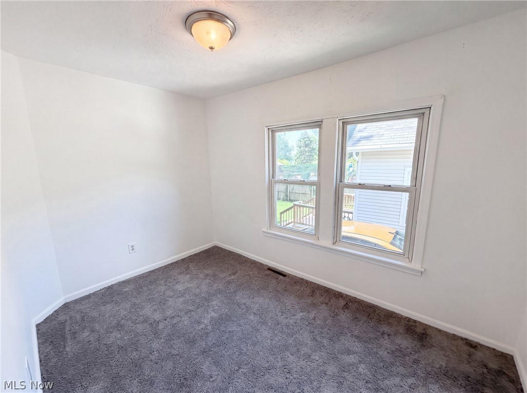 736 Bettes Avenue Property Photo 10