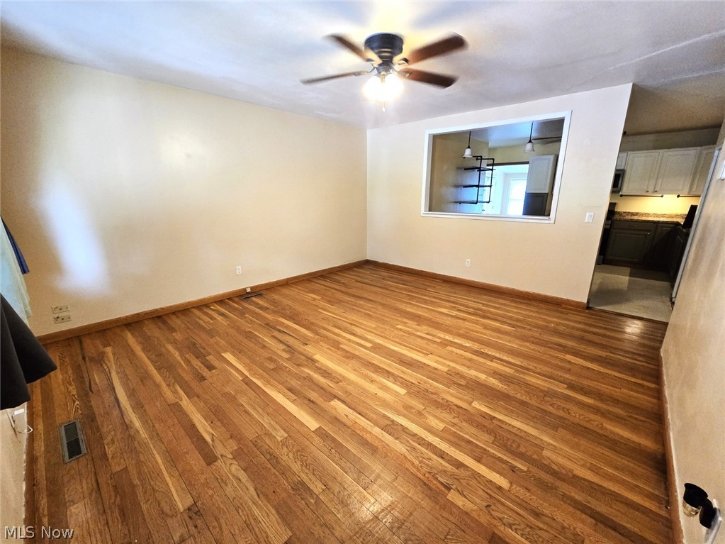 2316 45th Street Property Photo 5