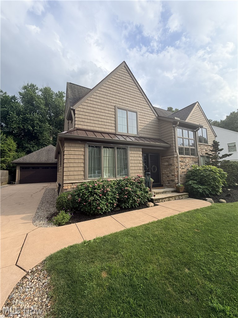 21669 Kenwood Avenue Property Photo 1