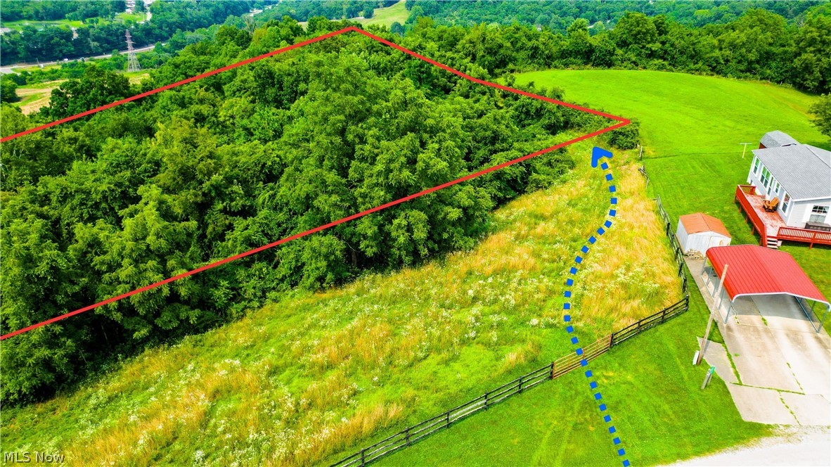 Davis Ridge Property Photo 2