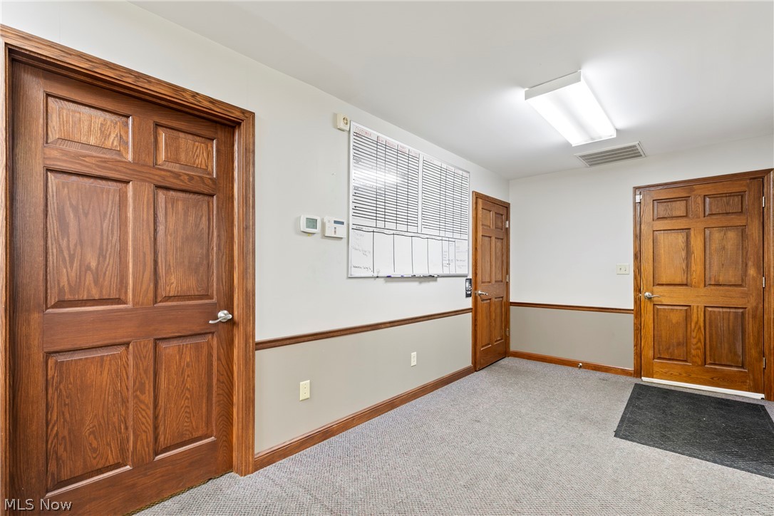 75 Eastgate Drive Property Photo 7