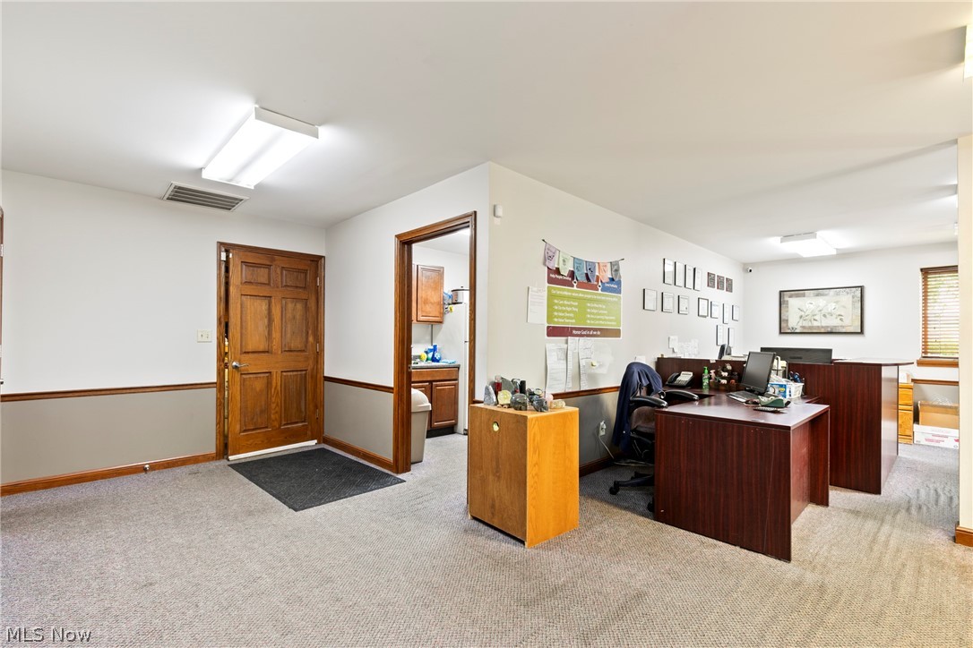 75 Eastgate Drive Property Photo 14