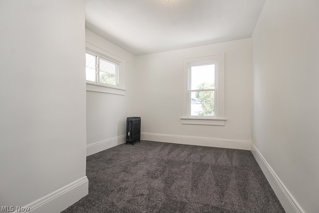 900 Beardsley Street Property Photo 12