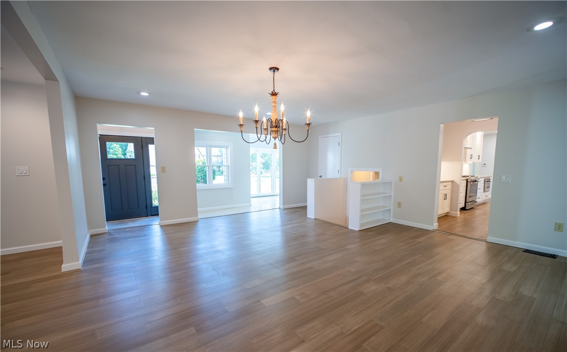 3130 Silver Lake Boulevard Property Photo 3