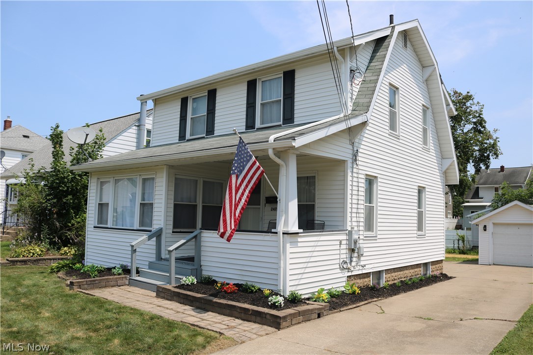2475 8th Street Property Photo 1