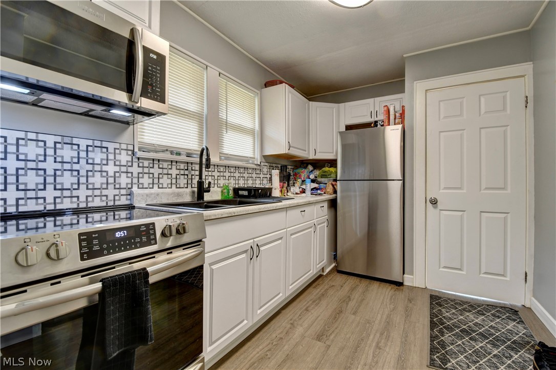 1870 Shaw Avenue Property Photo 6