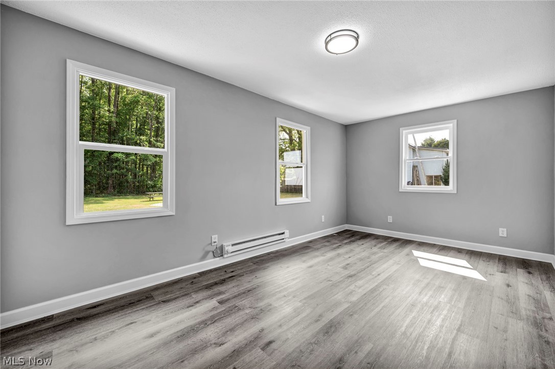 6940 Lake Rd W Property Photo 21