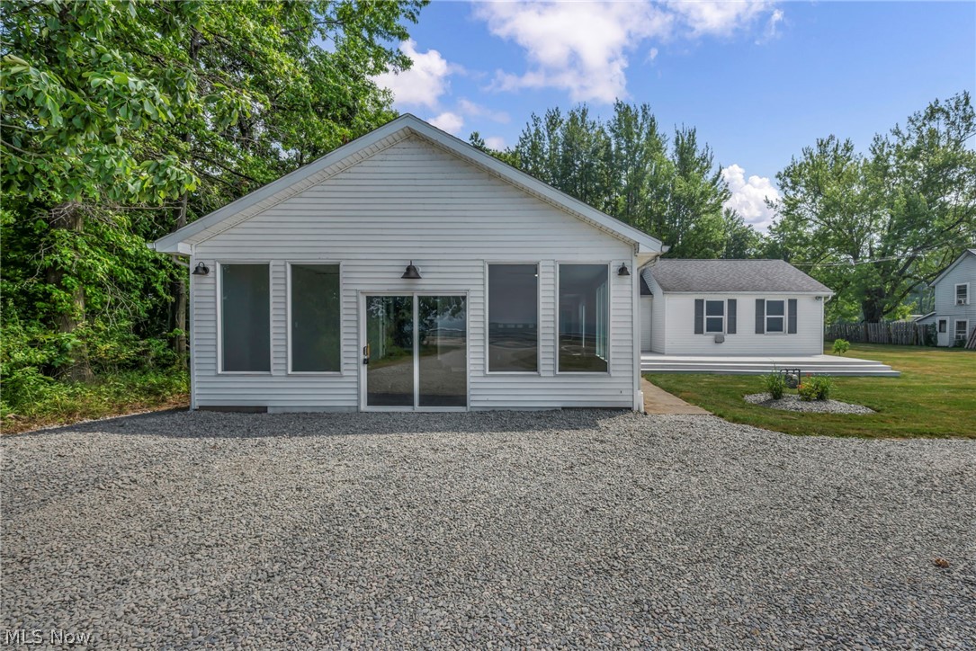 6940 Lake Rd W Property Photo 36