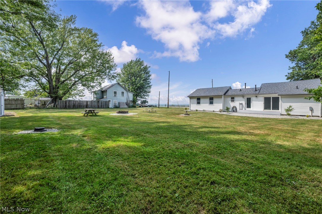 6940 Lake Rd W Property Photo 38