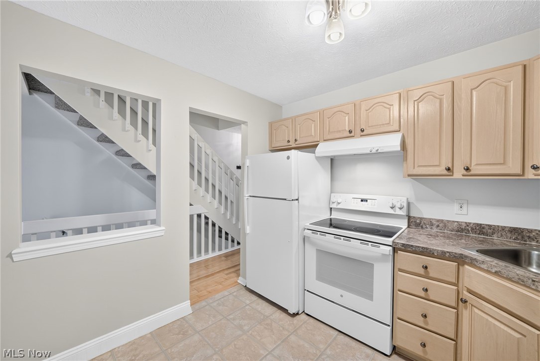 4228 River Ridge Drive Property Photo 6